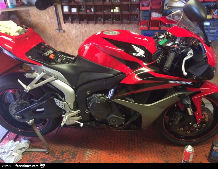 Fantastica Honda CBR rossa