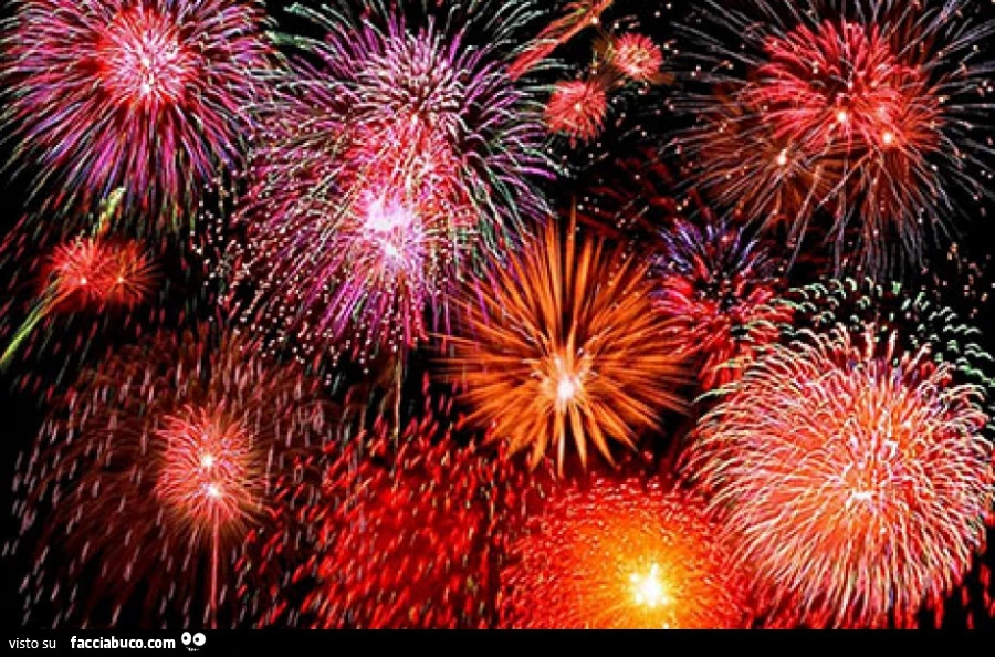 Fuochi d'artificio in cielo