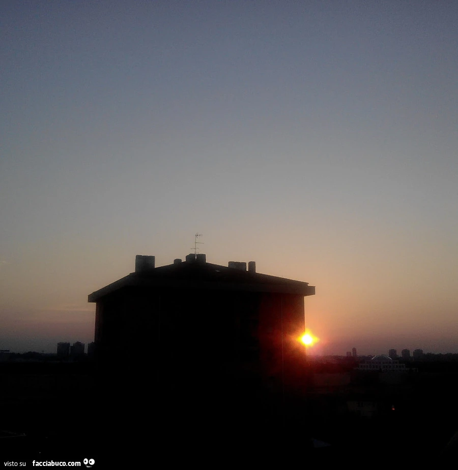 L'alba delle 6:30 fotografata da Lunadicristallo