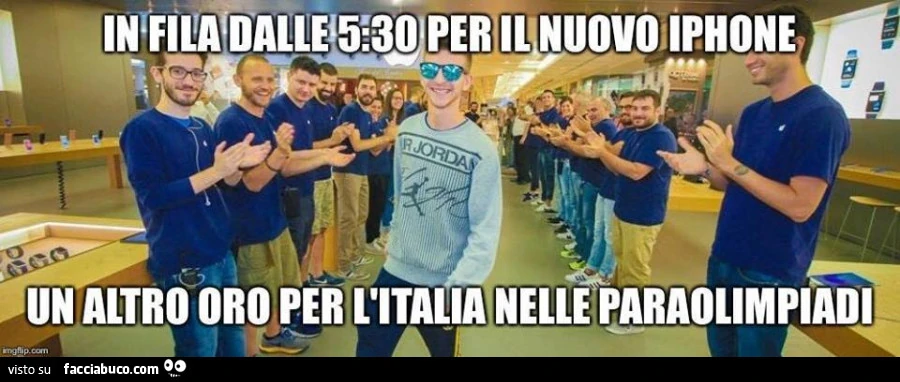 In fila dalle 5:30 per il nuovo iPhone. Un altro oro per l'Italia nelle paraolimpiadi